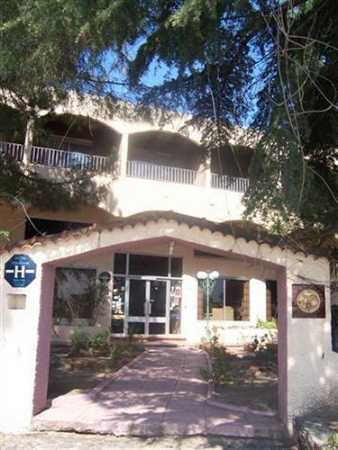 לוצ'יאנה Hotel Le Colibri מראה חיצוני תמונה
